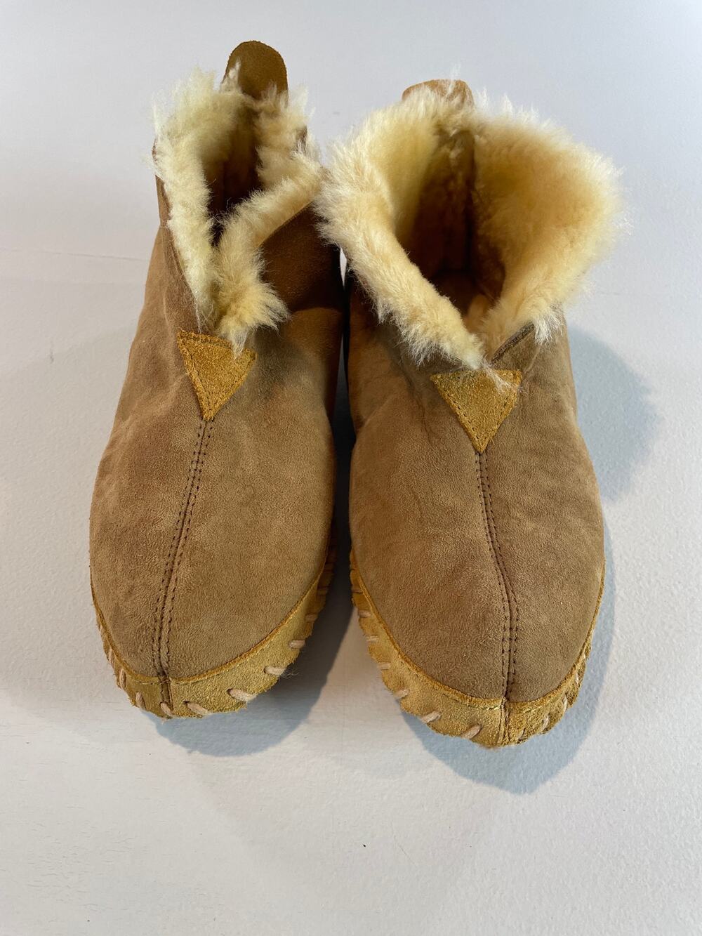 LL Bean Wicked Good Slippers Mens Size 8 Suede Shearling Lined Leather Sole